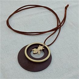 Pendant Necklaces Vintage Long Necklace Wood Geometric Goldfish Handmade Sweater Accessories Women Jewellery