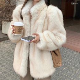 Women's Trench Coats 2024 Winter Women Loose Faux Fur Jacket Outwear Female Fleece Coat Beige Plush Insulation Jackets