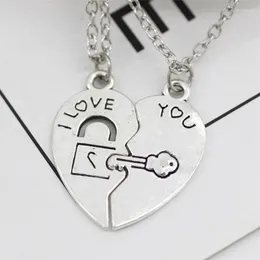 Pendant Necklaces Couple Necklace Broken Heart 2 Pcs Key Love Stitching I YOU Lovers Jewelry Gift