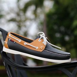 Leather Men Casual Shoes Fashion Docksides Boat Shoes England Men's Flats Lace Up Men Loafers Breathable Handmade Moccasins 240112