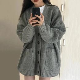 College style knitted jacket for women in autumn small stature single breasted loose and lazy retro sweater cardigan trend 240112