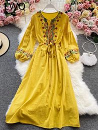 EWQ Bohemian Embroidered Lantern Sleeve Lace-up Shirring Slim Dress Women Vintage Casual Vestido Spring SM5438 240112