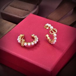 Drop V Earrings Gold Earring Designer For Woman Fashion Luxury Vlogo Brand Letter Stud Pearl earings Girls Ear Studs Weddings 454