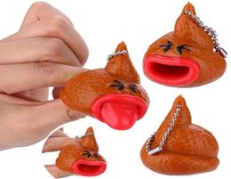 Finger Halloween Tongue Squeeze Keychain Toy New Creative Simulation Tricky Stool Pendant Children Adults Vent Novel7797111