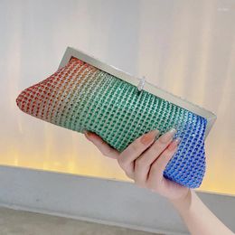 Evening Bags Rhinestone Glitter Metal Chain Clutch Bag Elegent Textured PU Frame Classic Celebrity Dinner