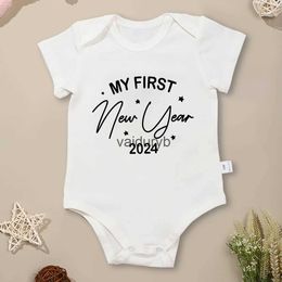 Rompers My First New Year 2024 Baby Girl Clothes Cotton Comfy Soft Onesie Home Happy Holidays Newborn Boy Bodysuit Cheap Dropshipvaiduryb