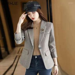 Women's Suits CJFHJE Coffee Long Sleeved Plaid Casual Short Suit Jacket Spring Korean Woollen Slim Fit Women Top Chic
