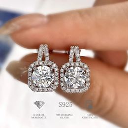 DW Sparkling 1CT Diamond Stud Earrings for Women Gift 925 Sterling Silver Plated 18k White Gold Wedding Jewellery 240112