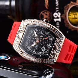 Mens Watches Top Quality Colourful Rubber Band Stainless Steel Diamond Case Iced Out Men Watch Quartz Movement Waterproof Orologio 195G