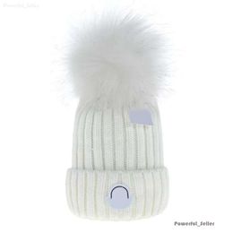 Beanie Monclair Knitted Hat Women Men Woolen Hats Winter Warm Beanies Hats Female Bonnet Caps Designer White Fox Hat Warm 3359
