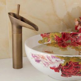 Bathroom Sink Faucets European Antique Single Hole Basin Faucet Copper And Cold Wash Manufacturers Promotions