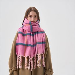 Hand Knotted Tassel Scarf Pink Chequered Cashmere Wrap Winter Thickened Warm Shawl Student Couple Pashmina Hairy Bufanda Blanket 240112