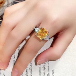 Cluster Rings Geometric Shaped Yellow Cubic Zirconia Silver Color Wedding Bands For Women Brilliant Accessories Party Jewelry