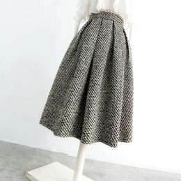 2023 Autumn and Winter Fashion Thousand Bird Checker Half Skirt Temperament Women's High Waist Poached 240113