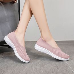 Klassische Schuhe Damen Atmungsaktive Mesh-Slip-on-Sneaker Oberfläche Persönlichkeit Schwarz Rosa Rot Grau Größe 36-42 GAI