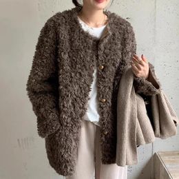 Women's Jackets French Vintage O Neck Metal Single-breasted Female Loose All-match Long Lambswool Coat Woman 2024 Autumn Winter Tops