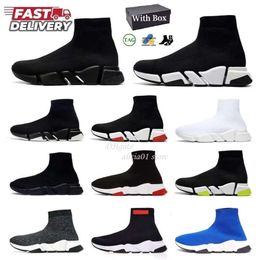 2024 Deisgner Sock for Mens Traines Outdoor Shoes All Black White Graffiti Green Blue Pink Clear Sole Running Shoe Women Men Sports Sneakers