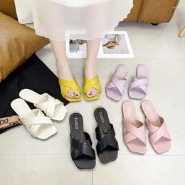 Slippers 2024 PU Summer Trend Light Beach Sandals Casual Flat Slides Women Outdoor Female Shoes High Quality Ladies Flip Flops