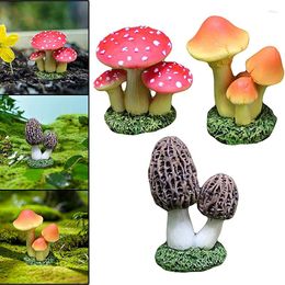 Decorative Figurines Mini Garden Simulate Mushroom Ornament Decoration Statue Waterproof Figurine Resin Kawaii Lawn Decorations Accessories