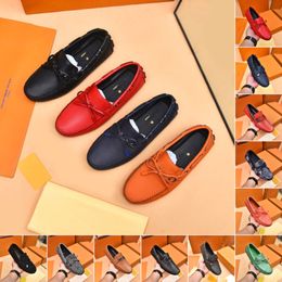 40Model 2024 Orijinal Deri Tasarımcı Erkekler Loafers Ayakkabı Günlük Lüks Marka Resmi Erkekler Somunlar Moccasins Moccasins Erkek Tekne Ayakkabıları Üzerinde Nefes Alabilir Kayma 38-46