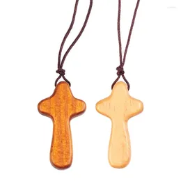 Pendant Necklaces Y4QE Catholic Wood Necklace For Women Men Fashion Wooden Crosses Choker Jewelry Gift Car Rearview Ornaments