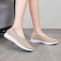 Klassische Schuhe für Damen, atmungsaktives Mesh-Slip-on-Sneaker, Oberfläche, neuer Stil in Schwarz, Rosa, Rot, Grau, Größe 36–42, GAI