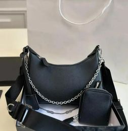 2005Designer Handbag Nylon Crossbody Bag Classic Three Piece Set Women's Underarm Shoulder Wallet Fashion Retro Star Shoulder Bag