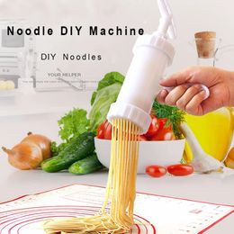 8pcs Manual Noodle Maker Machine Kitchen Tools Pasta Spaghetti pates Vegetable Fruit Juicer Pressing 240113