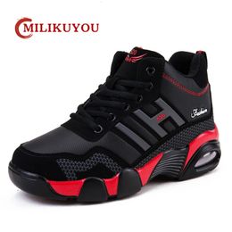 Winter PU Leather Boots Men Sneakers Waterproof Warm Trekking Work Casual Shoes Man Autumn Anti-slip High-top Hiking Sports 240113