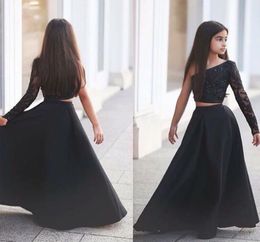 2020 New Modest Girls Pageant Dresses Two Pieces One Shoulder Beads Black Sexy Flower Girl Dress For Child Teens Party Cheap Custo5047925