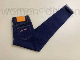 Designer Women's Jeans Autumn and Winter Blue Thin Fleece Feet Cropped for Women European Tight Slim Pencil Pants UQGE