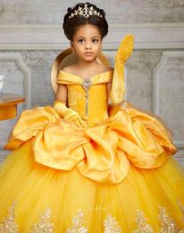 Yellow Lace Crystals Girls039 Pageant Dresses Bateau Balll Gown Little Flower Girl Wedding Cheap Communion Pageant Gowns BC11268045146