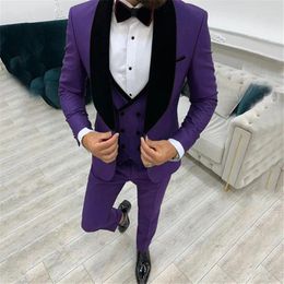 Men's Suits 2024 Fashion Business Men Suit 3 Pieces Male Dress Custom Groom Wedding Tuxedo Black Velvet Lapel Blazer Vest Pants