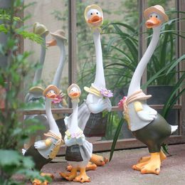 Garden Statue Resin Duck Craft Figurines Duck Family Member Courtyard Ornaments Artwork Animal Sculptures Modern Home Decor 240113