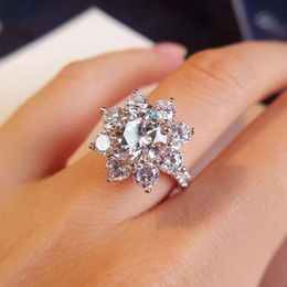 Luxury Sun Flower Ring 2 Diamond Lotus Women Fancy Wedding Rings Sterling Silver Fine Jewelry Set 240113