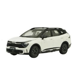 Die Casting 1 18 Scale Kia Spirtage Alloy Simulation Car Model Decoration Collection Adult Hobby Metal Toy Gift Static Display 240115