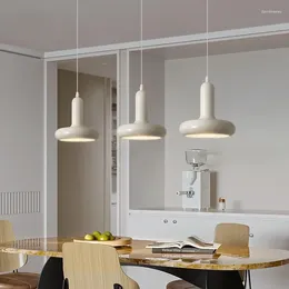 Pendant Lamps Nordic Designer Minimalist Retro White Ceiling Chandelier Dining Table Restaurant Bar Lamp Living Bedroom Light