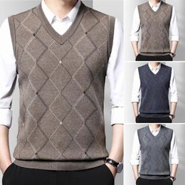 Men's Vests 1Pc Men V-neck Vest V Neck Geometric Pattern Warm Windproof Rhombus Knitted For Autumn Winter Male