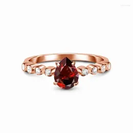 Cluster Rings 2024 European And American Retro S925 Sterling Silver Drop Ruby Micro Zircon Rose Gold Ring Women's Exquisite Jewelry