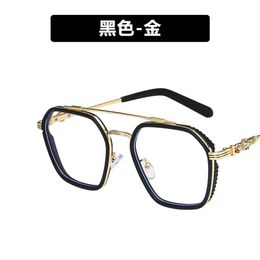 2024 Luxury Designer CH Sunglasses for Women Chromes Glasses Frames Mens New Fashion Myopia Trend Handsome Heart Eyeglass Frame Ladies Unisex Eyewear DXRE