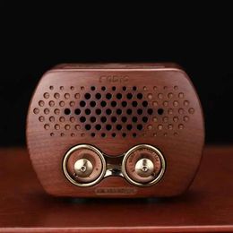 Radio Retro Portable Fm Mp3 Radio Speaker with Bluetooth Wood Hifi Sound Tf Card Slot Rechargable Old Fashioned Classic Car Audio