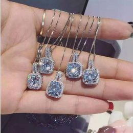 Fashion Simple Jewelry 925 Sterling Silver Round Cut 5A Cubic Zirconia CZ Party clavicle Chain Diamond Women Cute Necklace Pendant268S