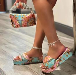 Slippers Women's 2024 Thick Sole Large Ethnic Style Simple Beach Fashion Sandals Colourful Casual Slides Shoes