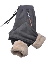 Winter Thick Warm Fleece Sweatpants Men Joggers Sportswear Casual Track Pants Plus Size 6XL 7XL 8XL 240115