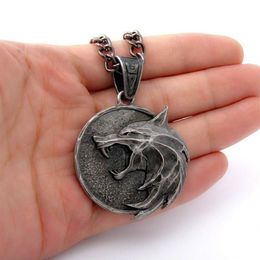 New Arrival The Wizard Wolf Head Pendant Necklace for The Witcher 3 Geralt with A The Wild Hunt 3 Figure TV248E