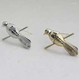 Brooches Vintage Bird Petyr Baelish Pin Badge Movie Animal Jewellery Men Women Wholesale