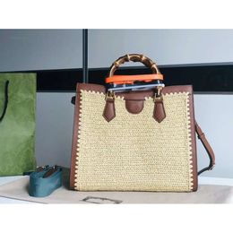 womens Womens bag Designer Bamboo Diana Tote 678842 Beige Woven Shoulder Tote 2way Handbag 7A Best Quality luxury