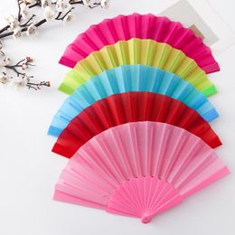 Plastic Folding Fan 12 Colours Chinese Style Retro Handheld Fan Dance Performance Foldable Kung Fu Fan Wedding Gift Decoration Party Favour Q879