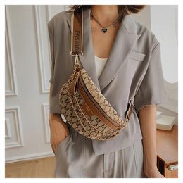 Waist Bags Fashion Commuter Fanny Pack Women Letter Printed Chain Bag Leisure Oxford Ladies Students Shoulder Crossbody Chest