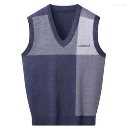 Men's Vests Knitted Sweaters For Men Letter Waistcoat Man Clothes Plaid Vest V Neck Sleeveless Overfit Maletry Cotton Knitwears Classic Ugly